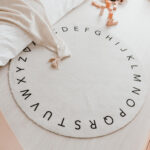 Dětský kulatý koberec abeceda