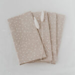 Lněné ubrousky puntíky set 4 ks - béžová/bílá