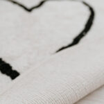 Kulatý koberec srdce 140 cm - Obrázek 4