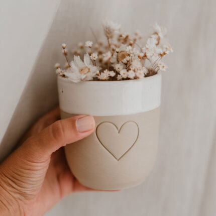 Hrnek z kameniny velké srdce 320 ml