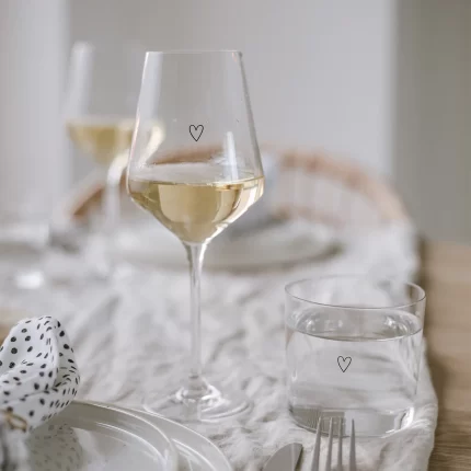 sklenice na víno srdce 390 ml
